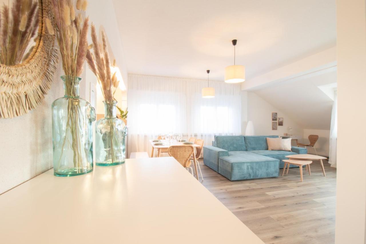 Loewe Apartment Blau Neuhausen Am Rheinfall Exterior photo